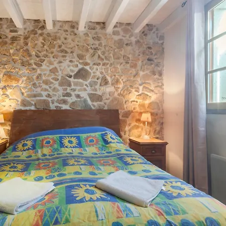 Domaine De Bellac - Le Castel Ferienhaus Roussines