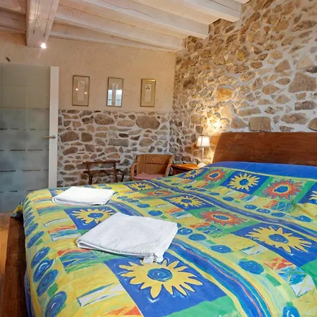 Ferienhaus Domaine De Bellac - Le Castel Roussines